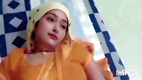 Hottie and her handsome boyfriend are doing a foot fetish