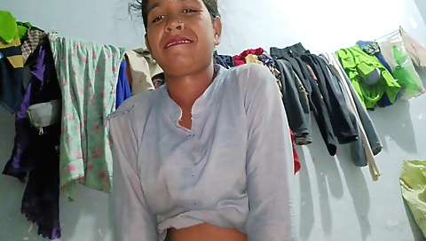 Indian husband wives hairy pussy filmed on the bed