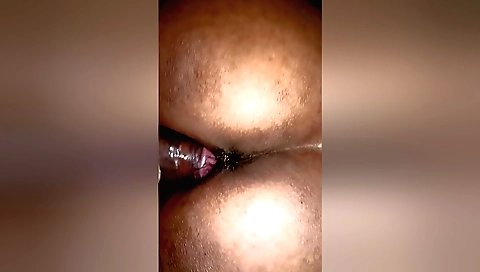 Indian girl with big boobs gets off in her cunt and pussy