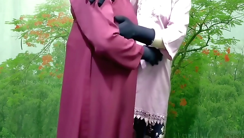 Indian housewife fucked by her husband in amateur video