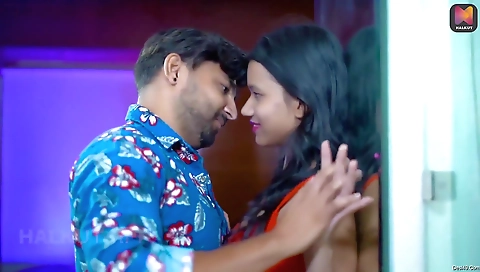 Busty brunette shows off her legs in first on net video