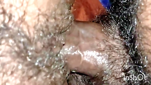 Indian babe is making amateur video with her hairy body