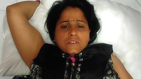 Indian brunette hairy pussy fucked and licked by a rod