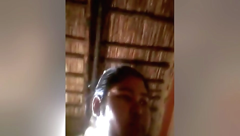 Indian bhabi shows off her body and pussy in solo video