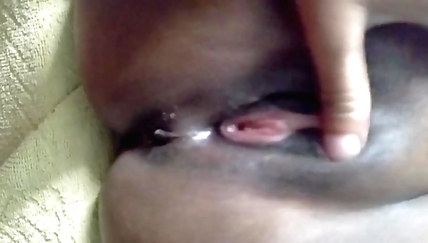 Indian teen gets fucked in her sweet pussy in a hot amateur vid