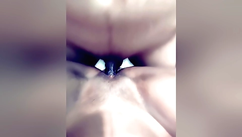 I'm a big-titted cheater and I'm giving a big blowjob