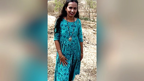 Amateur indian hottie gets on her knees and sucks a dick