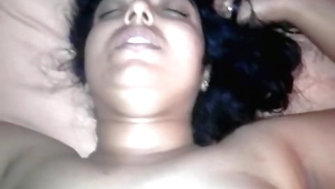 Indian brunette with big boobs gives a good sex show