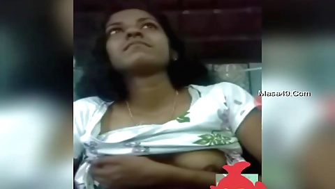 Solo brunette showing her natural curves in this video