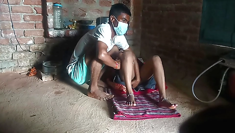 Desi brunette takes big black cock and fucks it a little