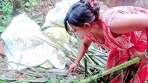 horny brunette stepsister in an outdoor setting has fun