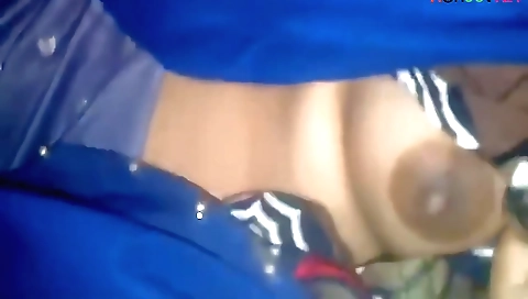 Sexy Muslim girlfriend fucks and gets on all fours in a hot bus