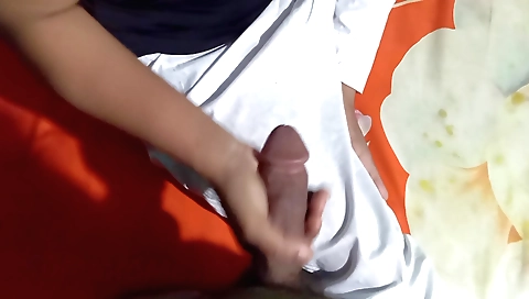 Indian babe gives blowjob to a guy and gets fucked