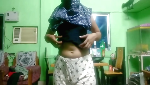 Indian girl with big boobs is getting nailed by her bhabi guy