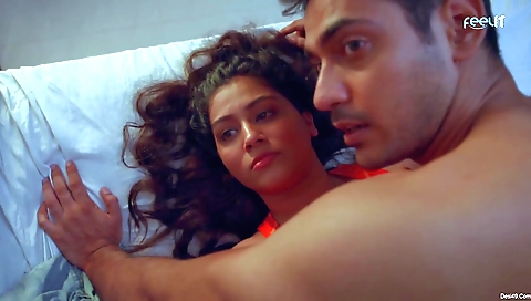 Amateur brunette in pink bikini shows off her body