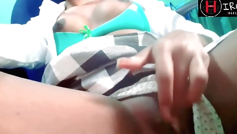 I'm fingering my own wet pussy in amateur solo video