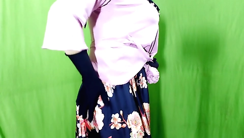 Indian housewife in bed masturbating in the village housewife