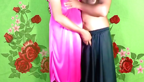 Amateur hindi teen and her hindi boyfriend in hd sex movie