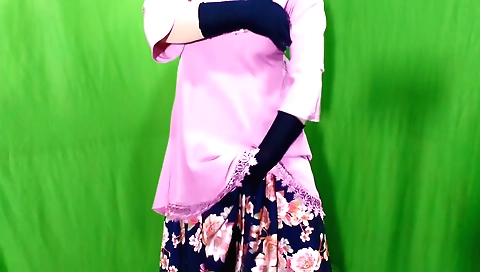 Indian amateur girl fucking in bed for her stepson