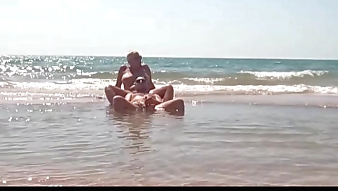 Outdoor masturbation by the Indian girl in a hot film