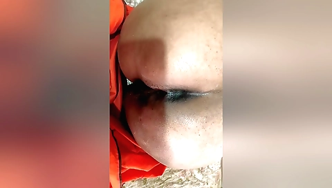 Indian desi babe shows off her hairy pussy on webcam