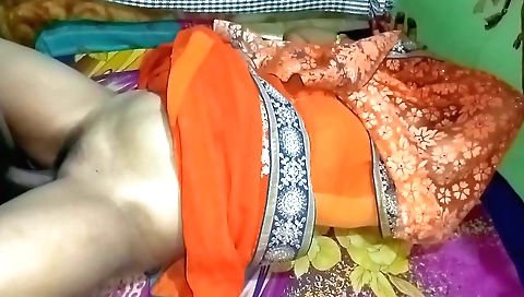 Haryanvi Bhabhis Fresh Chudai Done By The Neighbor