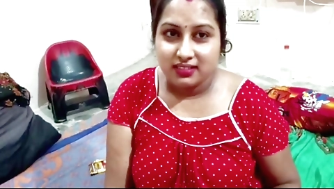 Hairy stepmom gets fucked in the ass in a fetish movie