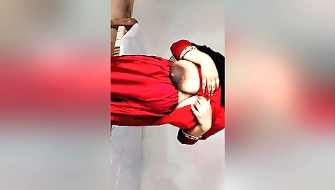 Indian beauties natural body gets stretched by a guy