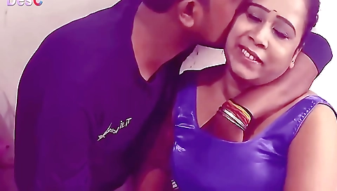 Indian MILF enjoys a great dick sucking and deepthroating