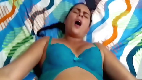 Stepmom's porn scene in her room with her boyfriend