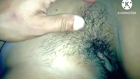 Indian stepsister sucking hairy pussy in POV movie