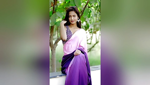 Indian brunette stepmom fucks herself in the house